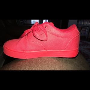 Heely’s Youth size 5